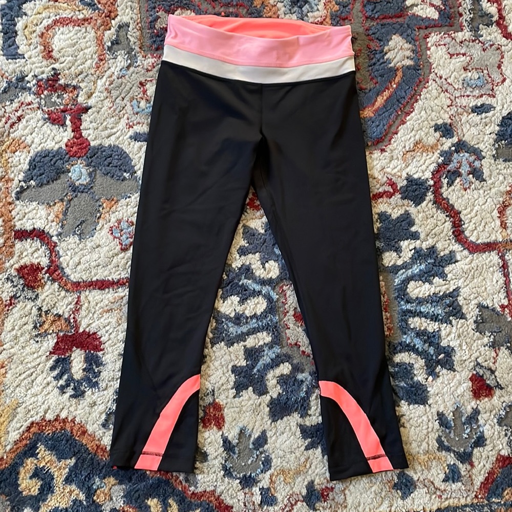 Black lulolemon Athletica 4